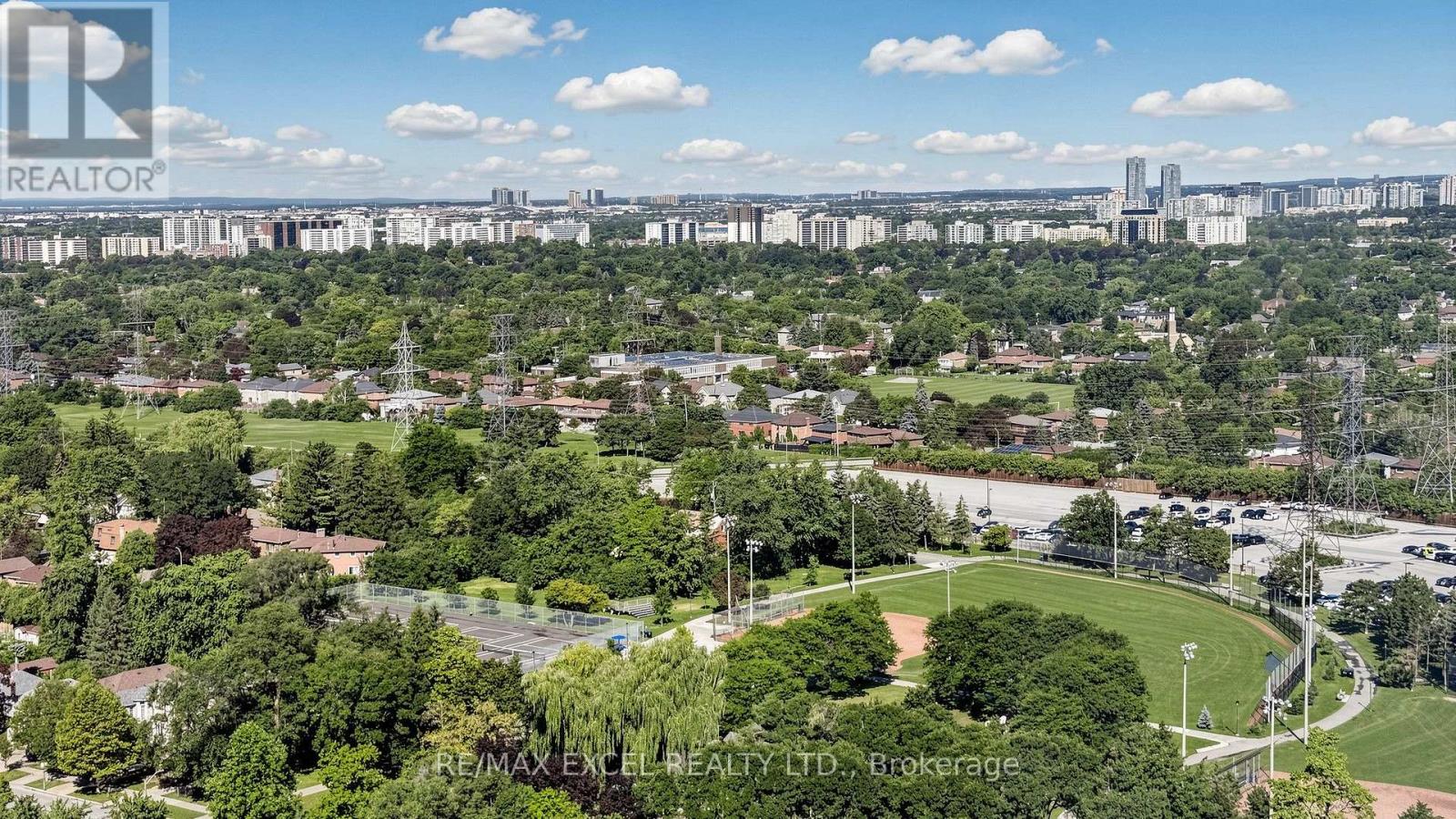 2510 - 15 Greenview Avenue Property Photo 12
