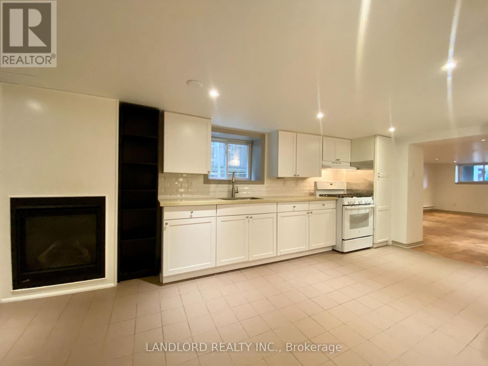 5 - 209 Madison Avenue Property Photo 1