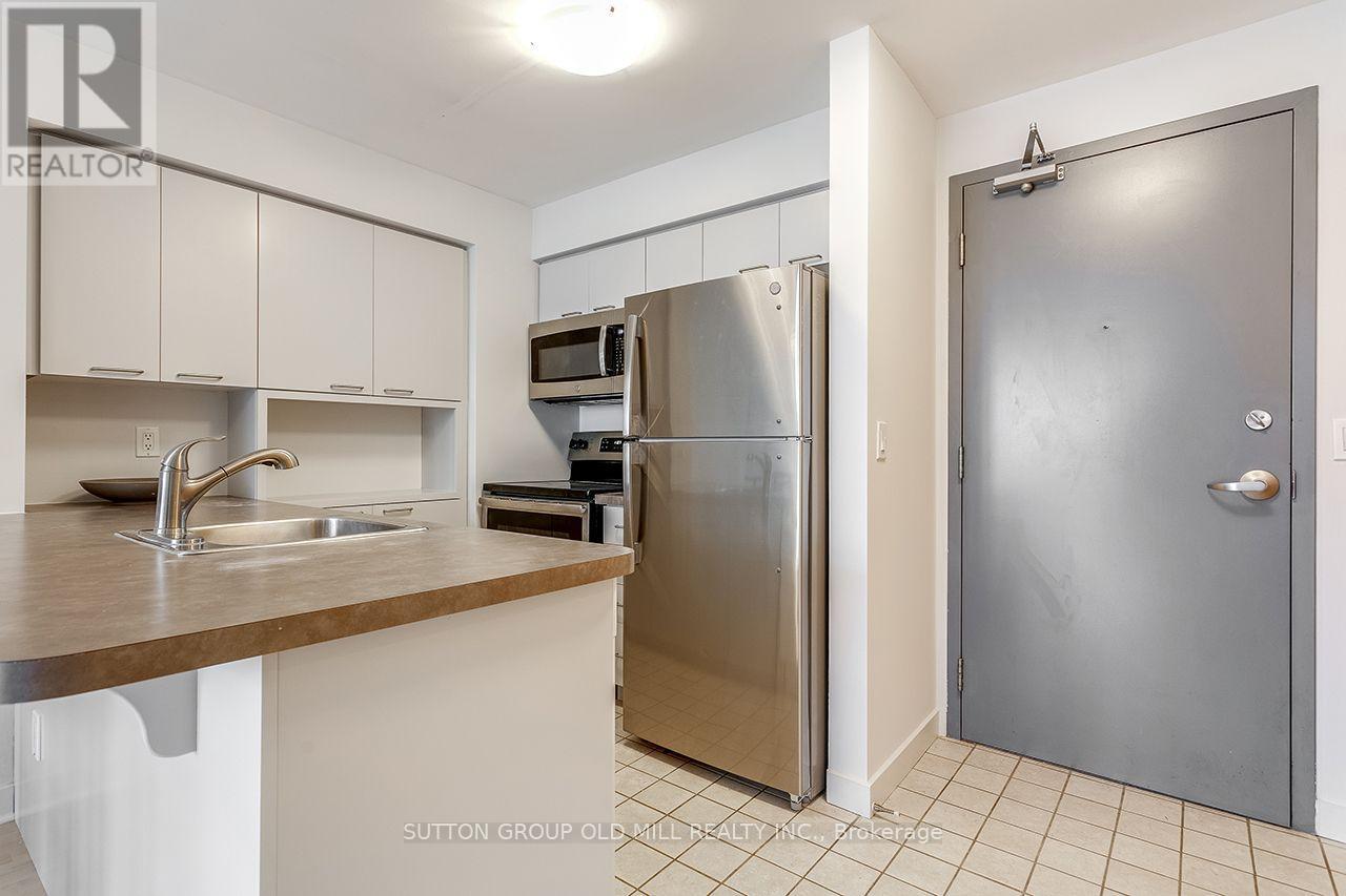 Ph2 - 255 Richmond Street E Property Photo 8