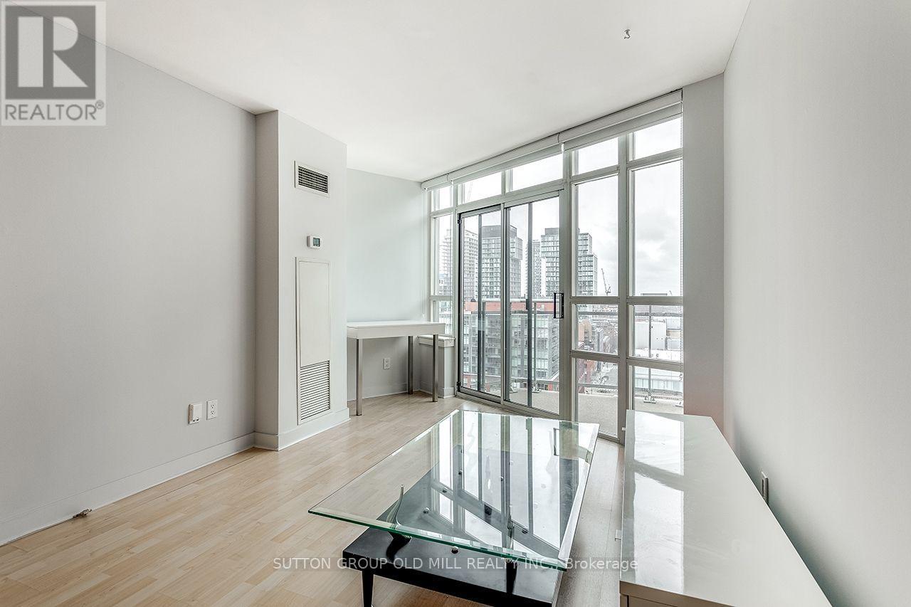 Ph2 - 255 Richmond Street E Property Photo 15