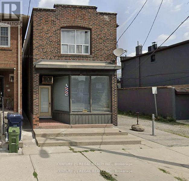 577 VAUGHAN ROAD
