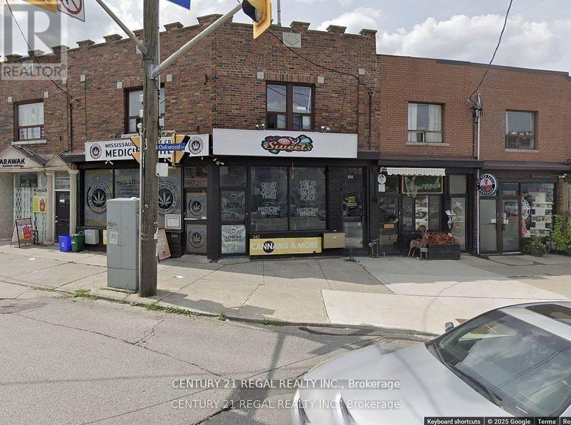 540 Oakwood Avenue Property Photo 2