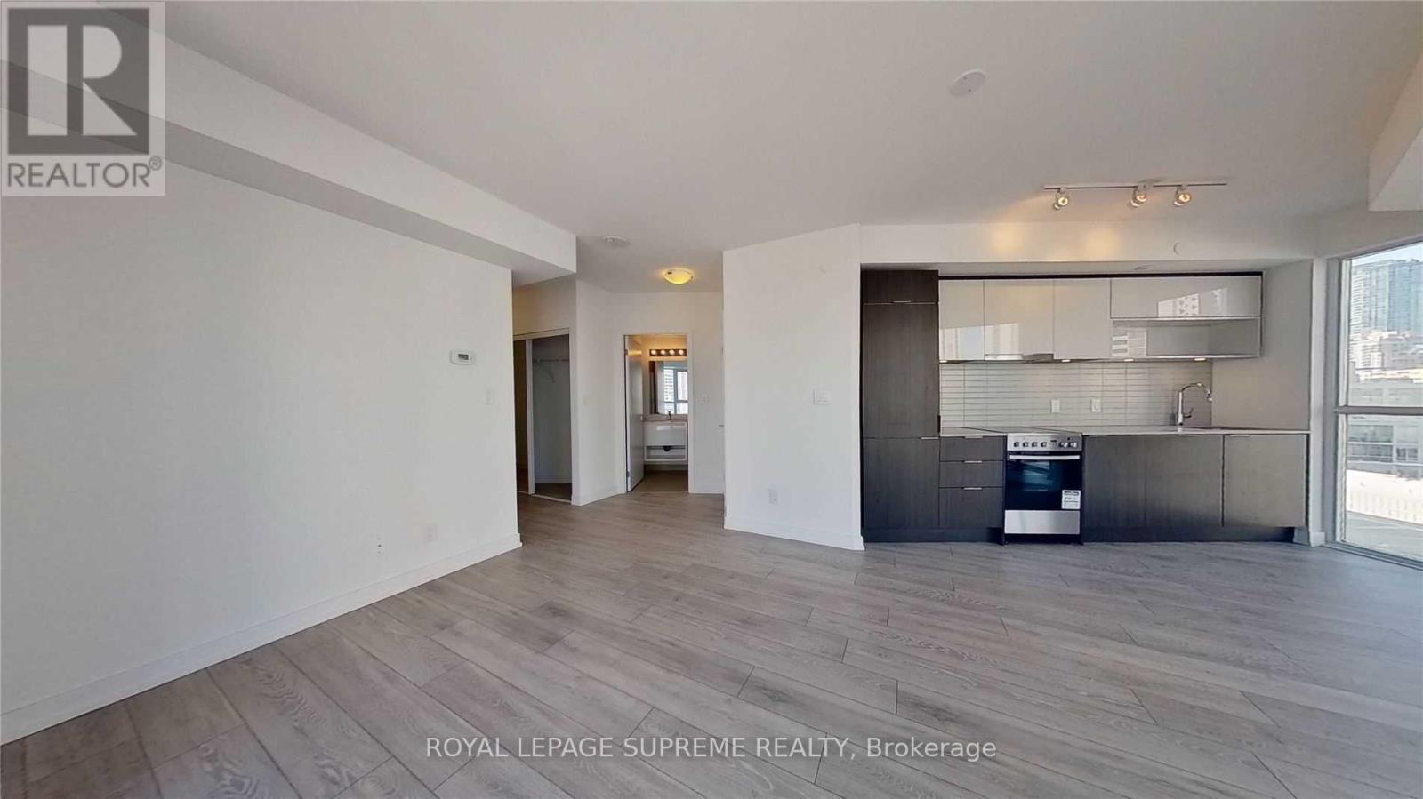 603 - 159 Wellesley Street E Property Photo 3