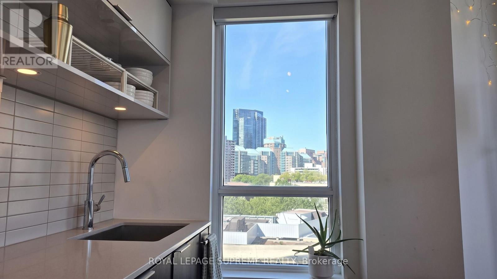 603 - 159 Wellesley Street E Property Photo 7