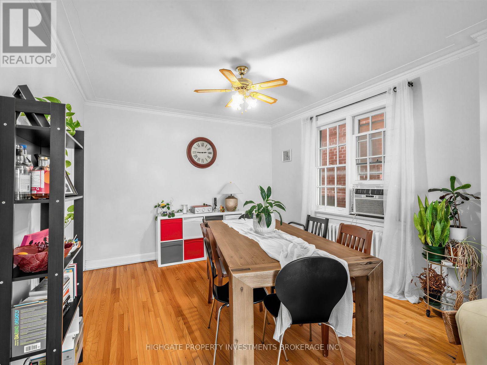 981 Avenue Road Property Photo 7