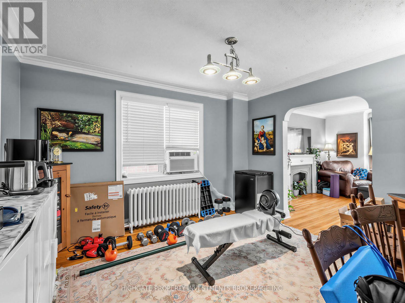 981 Avenue Road Property Photo 24