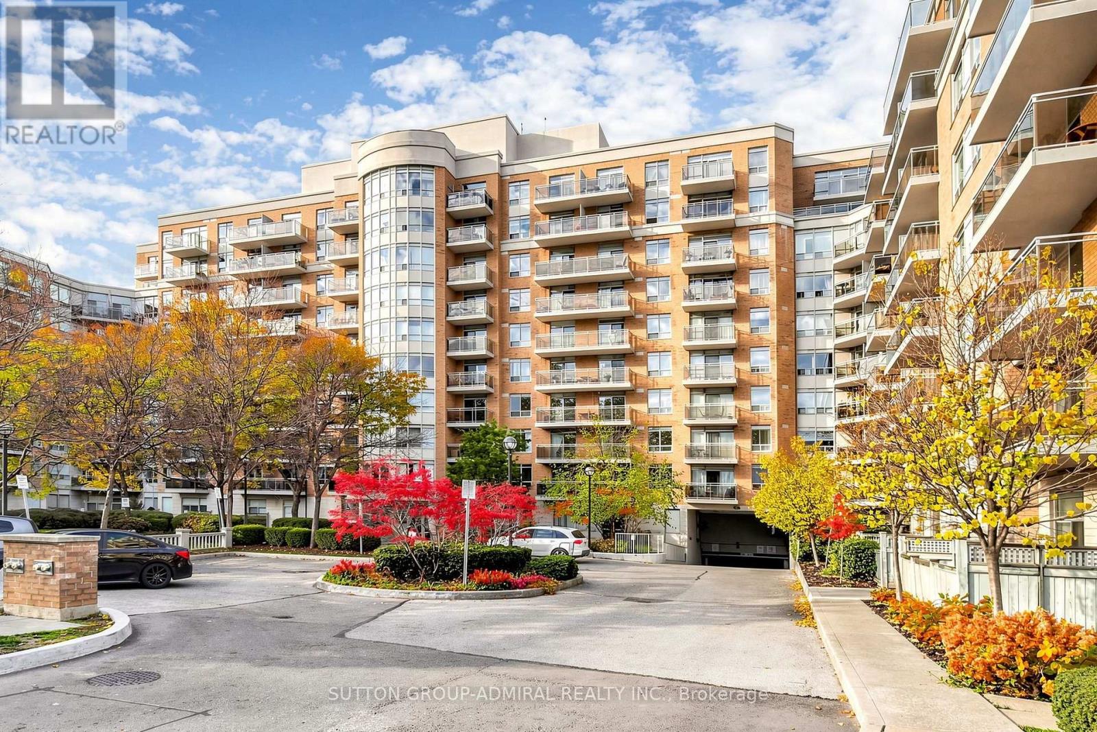 435 - 650 LAWRENCE AVENUE W
