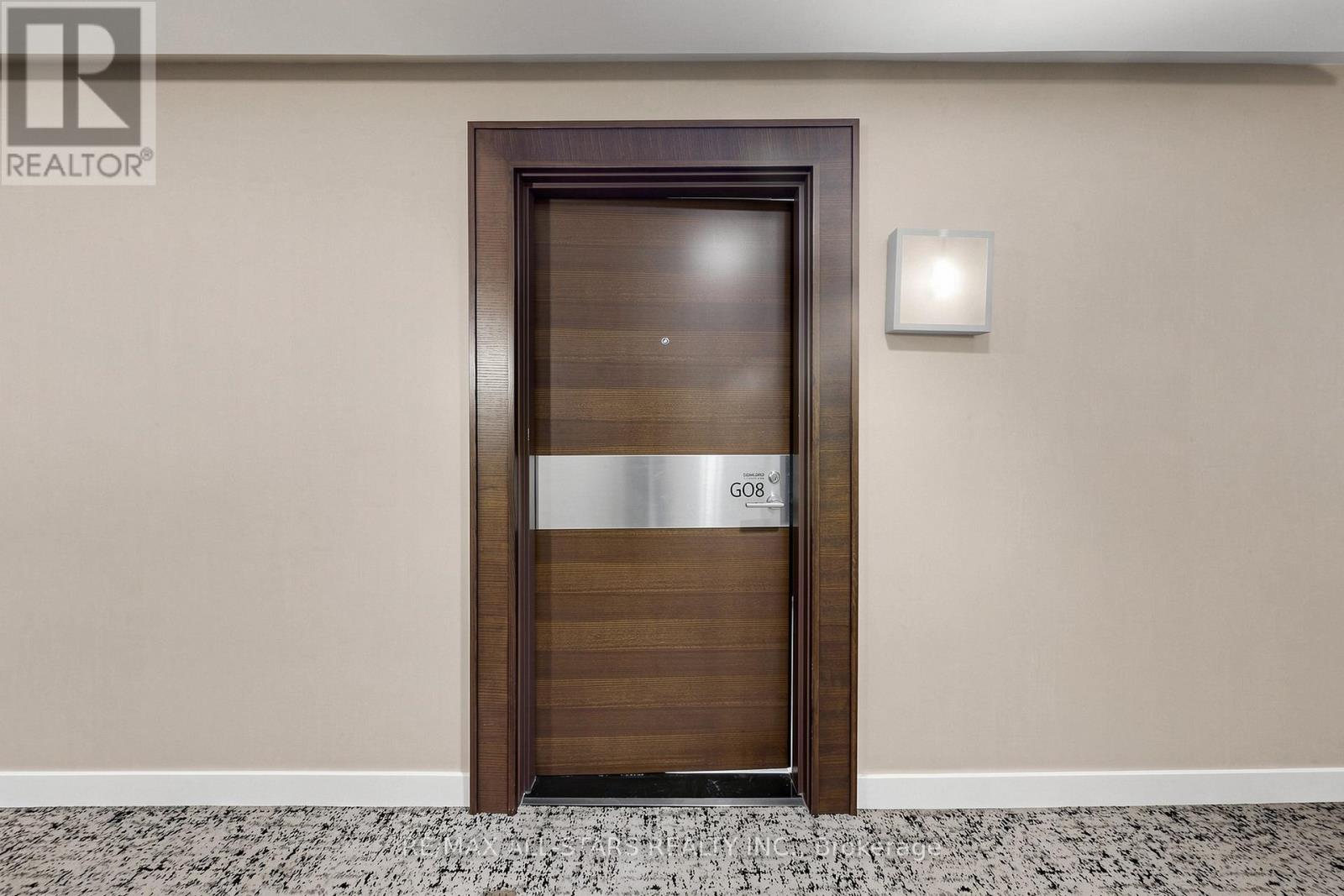 110 Fort York Boulevard Property Photo 7