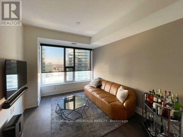 6101 - 10 York Street Property Photo 1