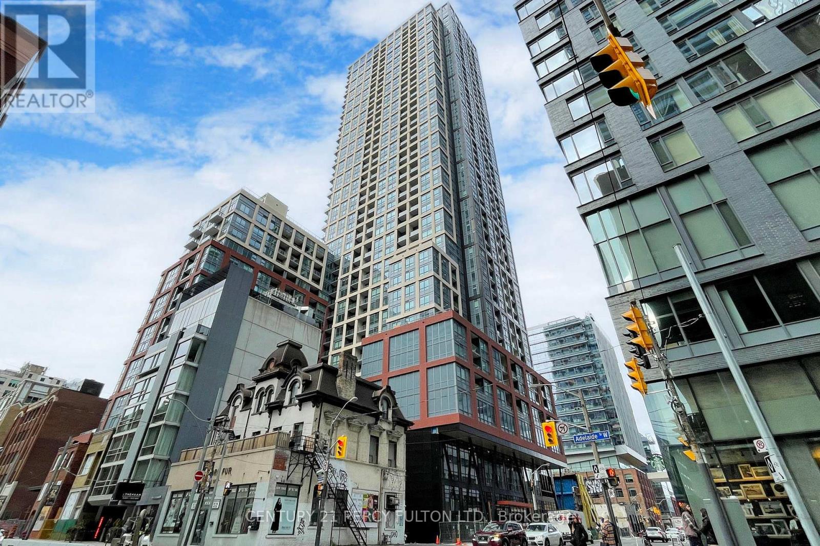 4712 - 108 Peter Street Property Photo 1