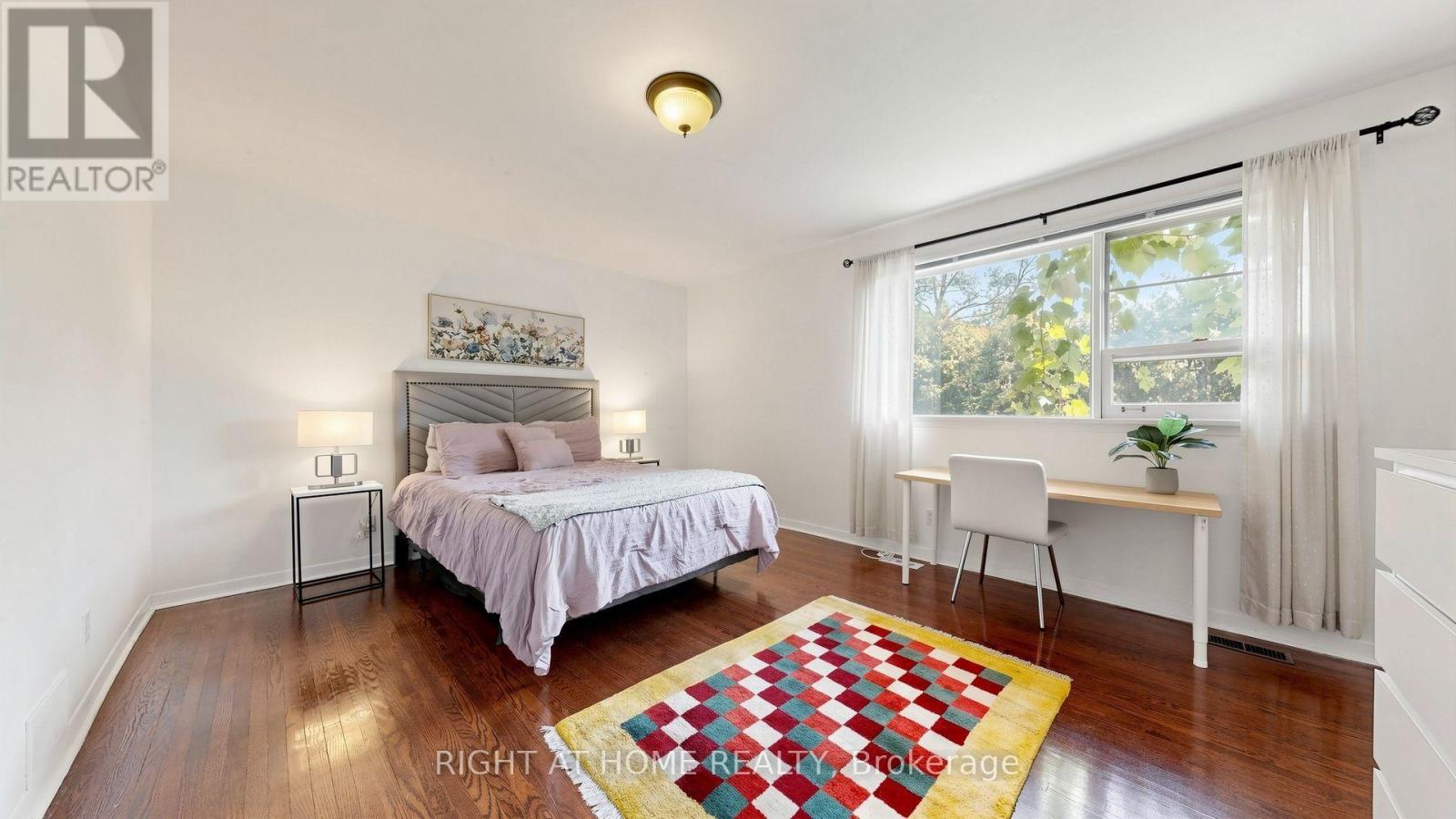 7 The Links Road Property Photo 15
