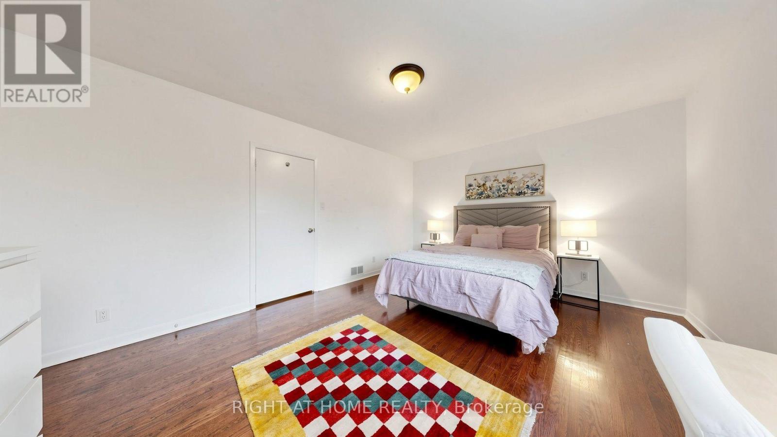 7 The Links Road Property Photo 16