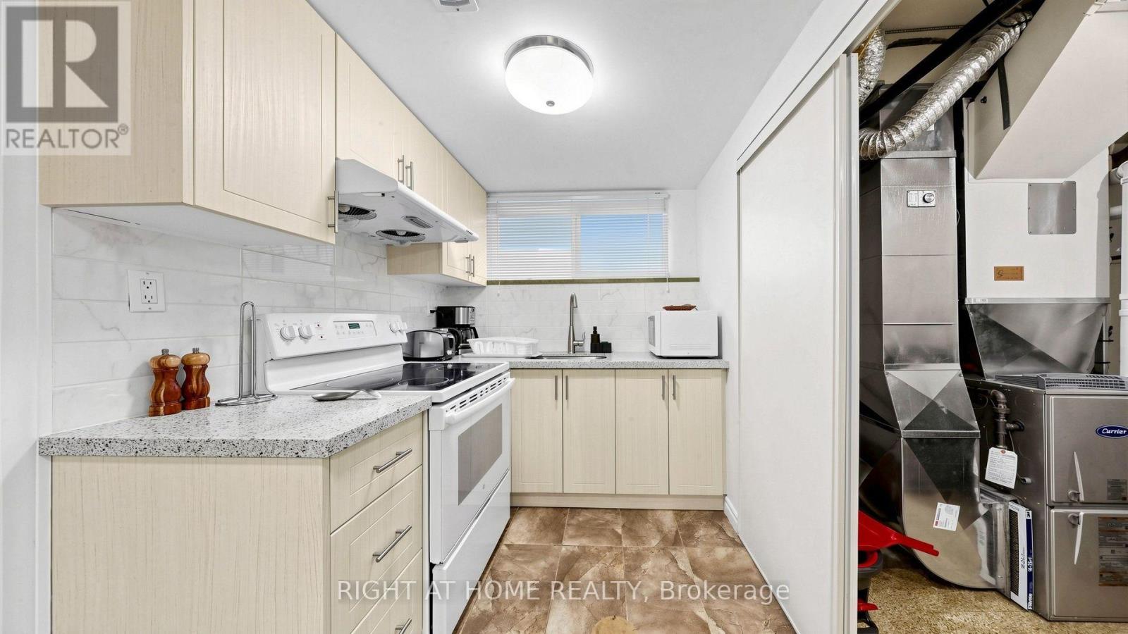7 The Links Road Property Photo 35