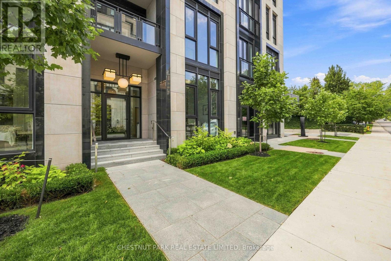 101 - 2 Forest Hill Road Property Photo 1