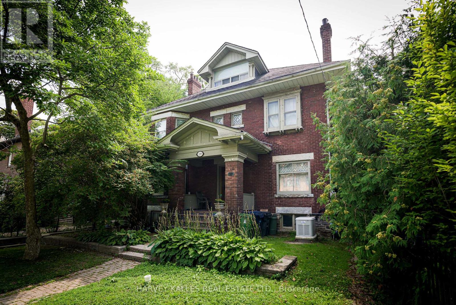 219 BALMORAL AVENUE Property Photo 1