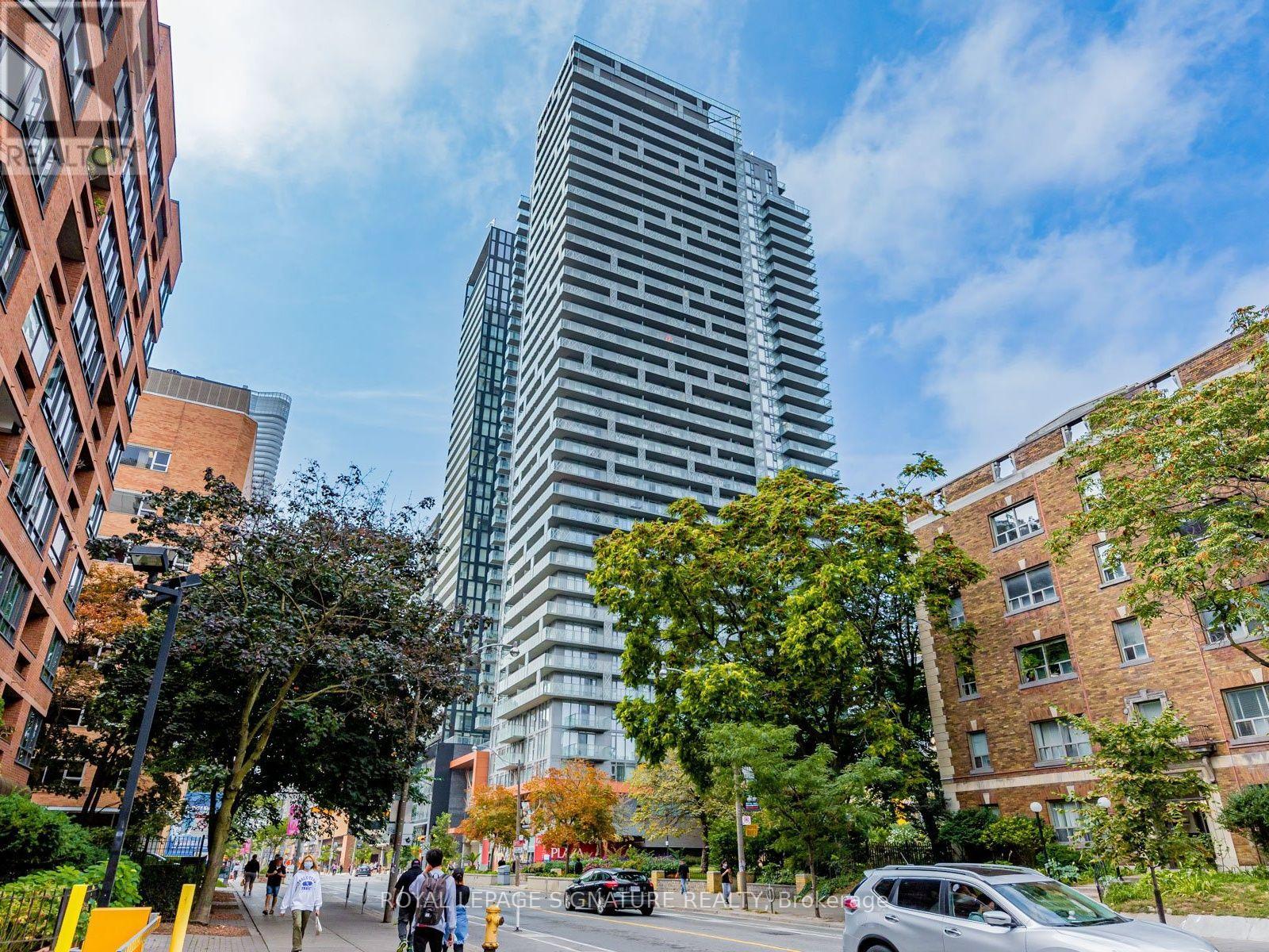 3810 - 50 Wellesley Street E Photo de la propriété 1