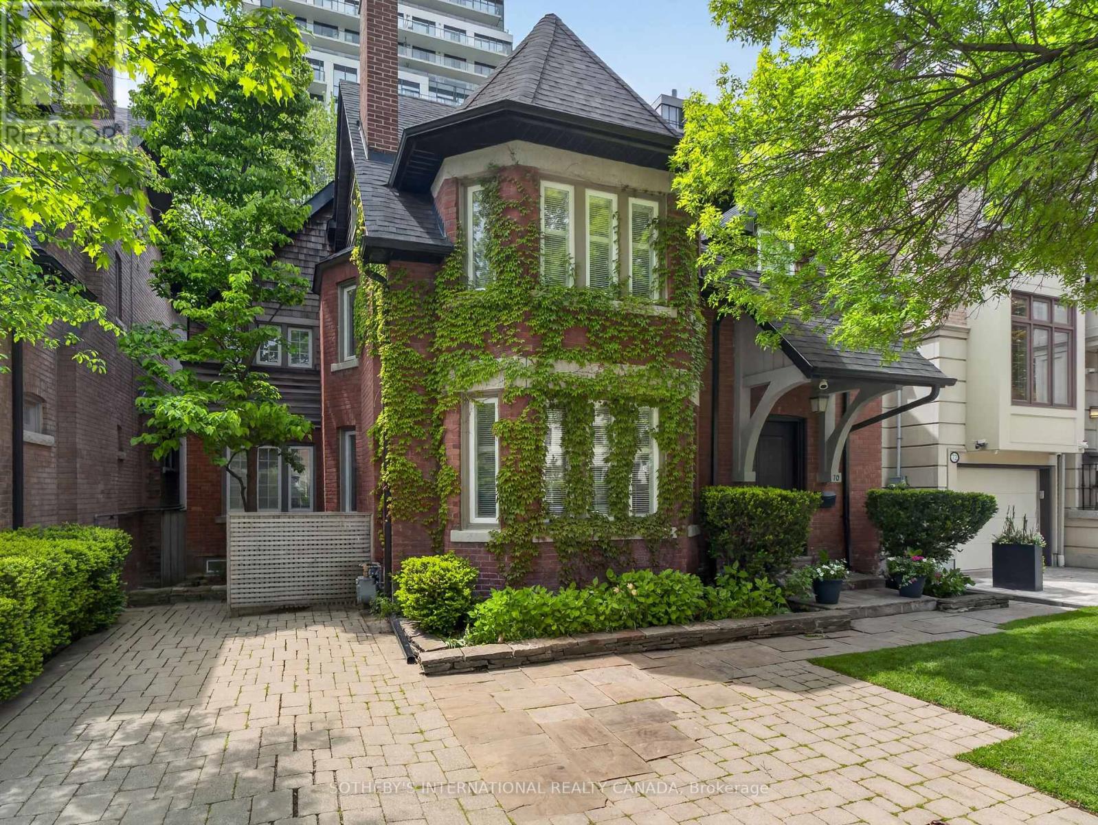 70 Oriole Road Property Photo 1