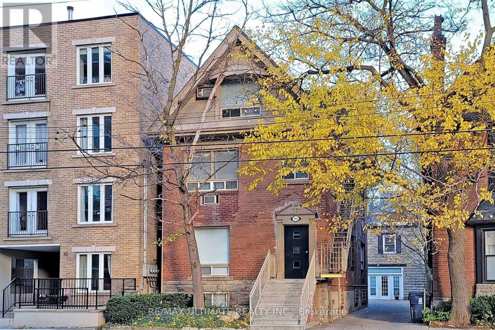 93 Spadina Road Photo de la propriété 1