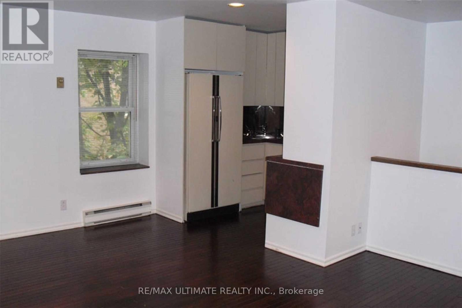 93 Spadina Road Property Photo 9