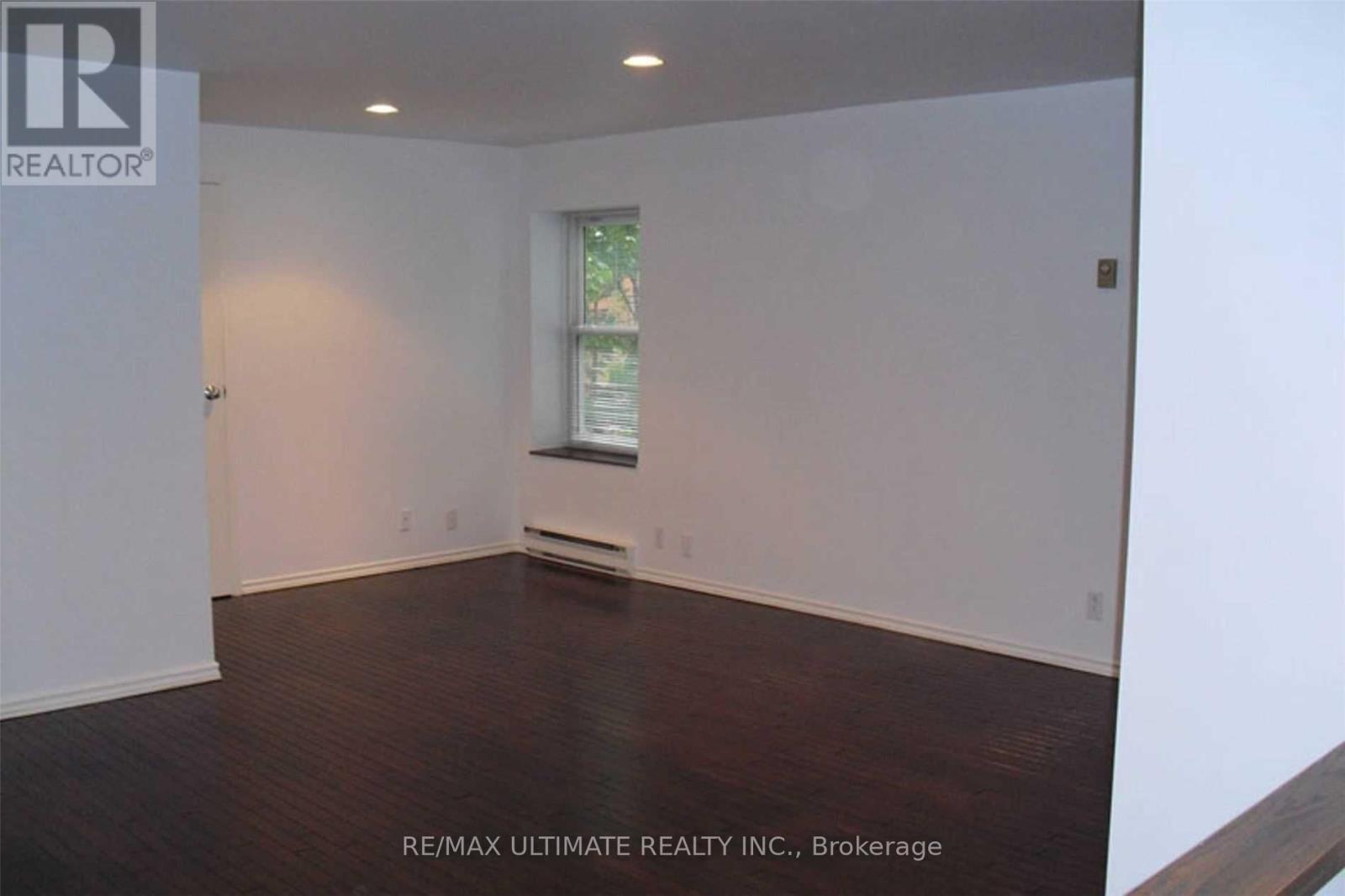 93 Spadina Road Property Photo 11