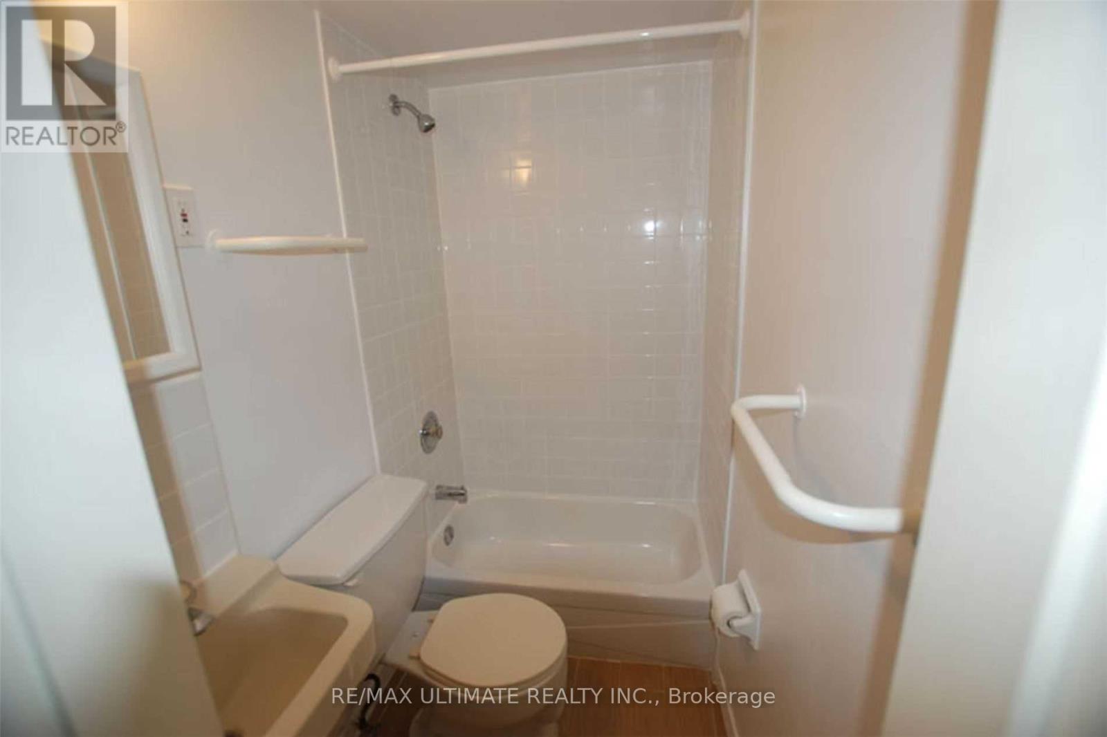 93 Spadina Road Property Photo 12