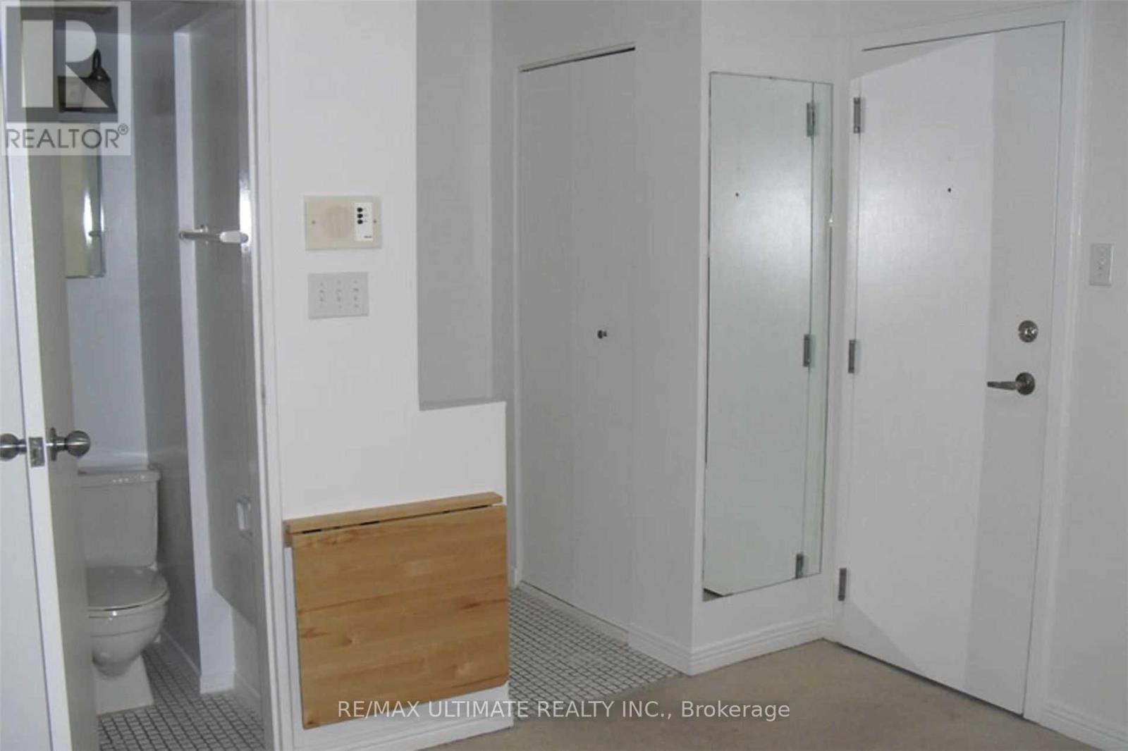 93 Spadina Road Property Photo 21