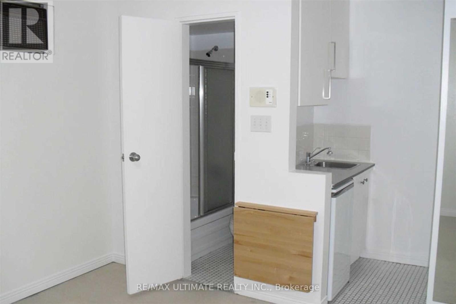 93 Spadina Road Property Photo 22