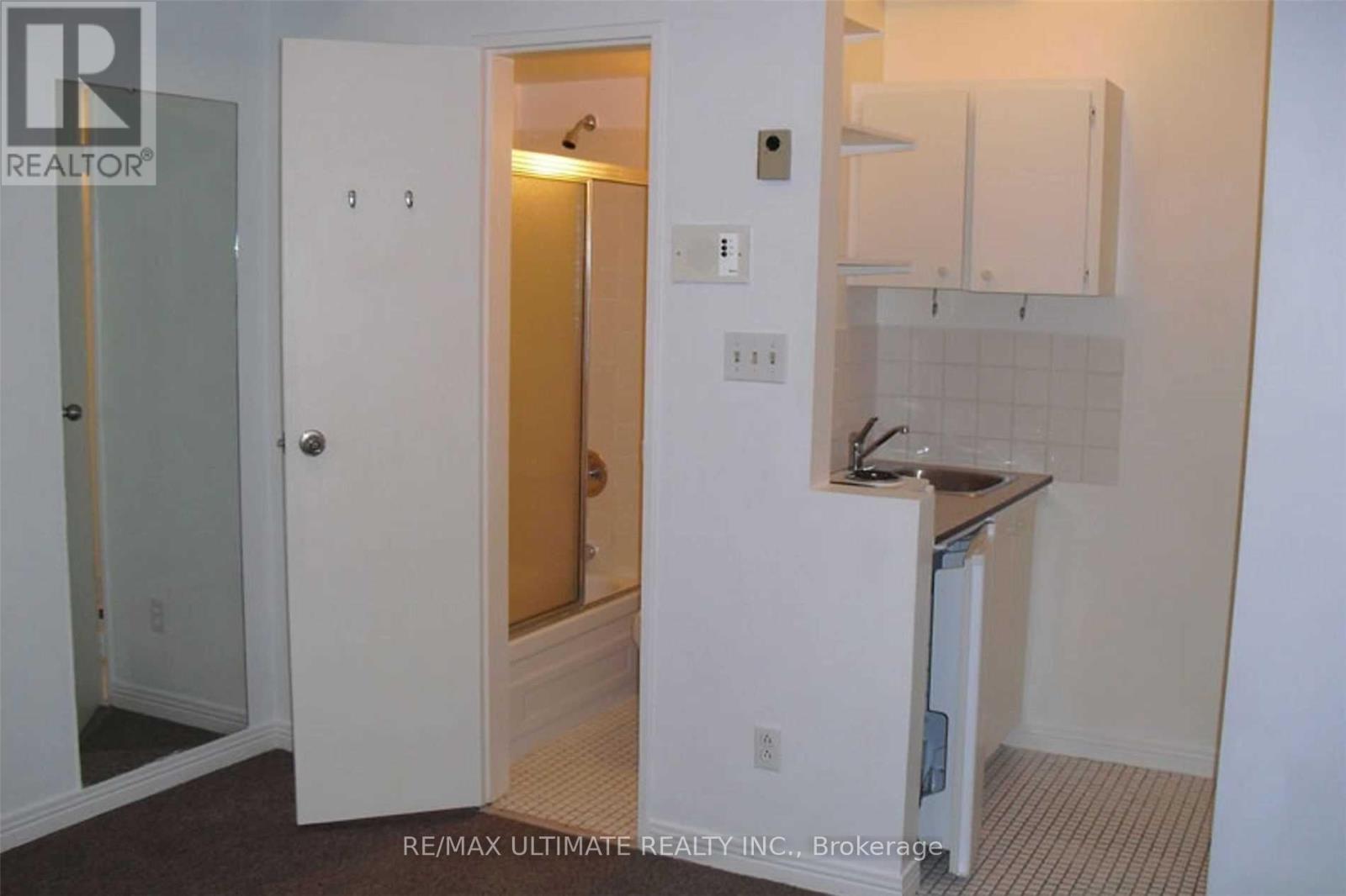 93 Spadina Road Property Photo 29