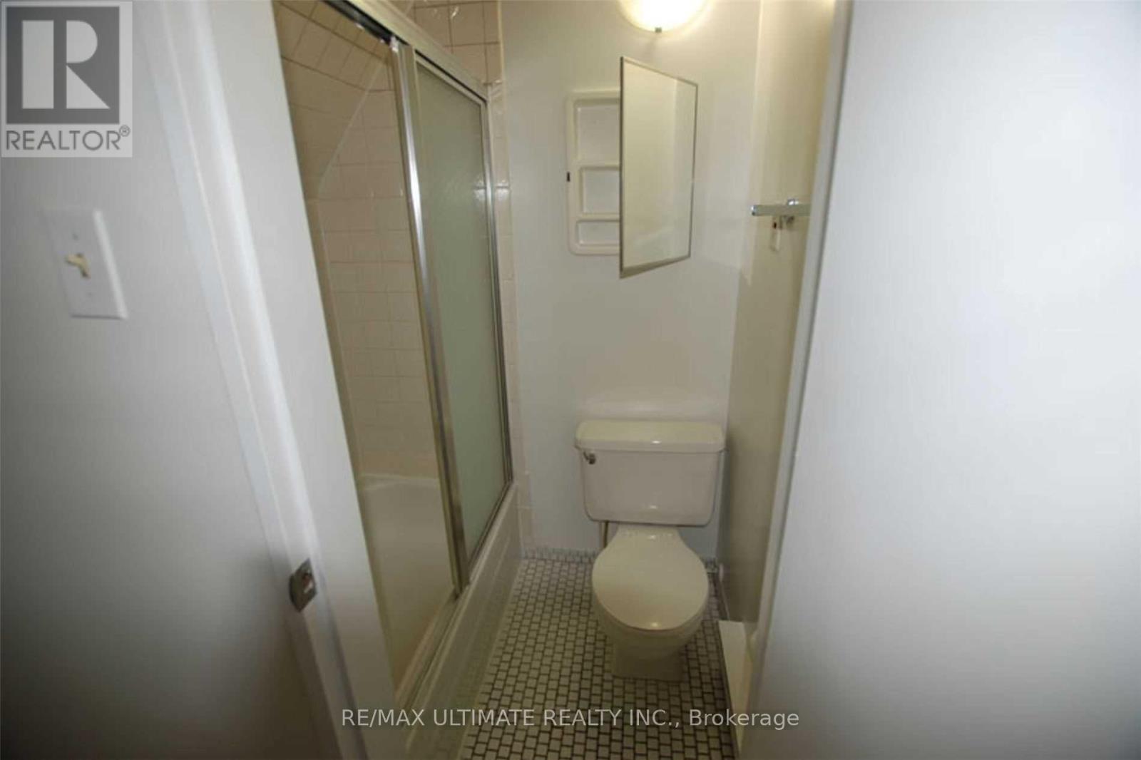 93 Spadina Road Property Photo 31