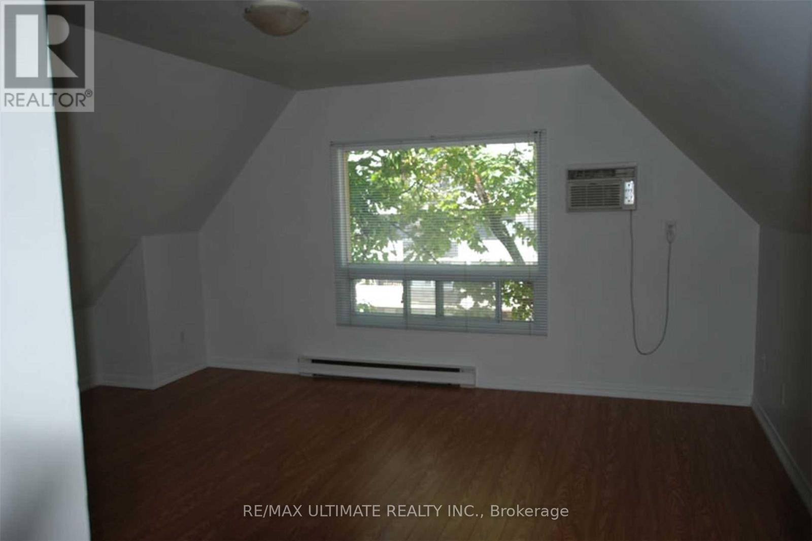 93 Spadina Road Property Photo 34