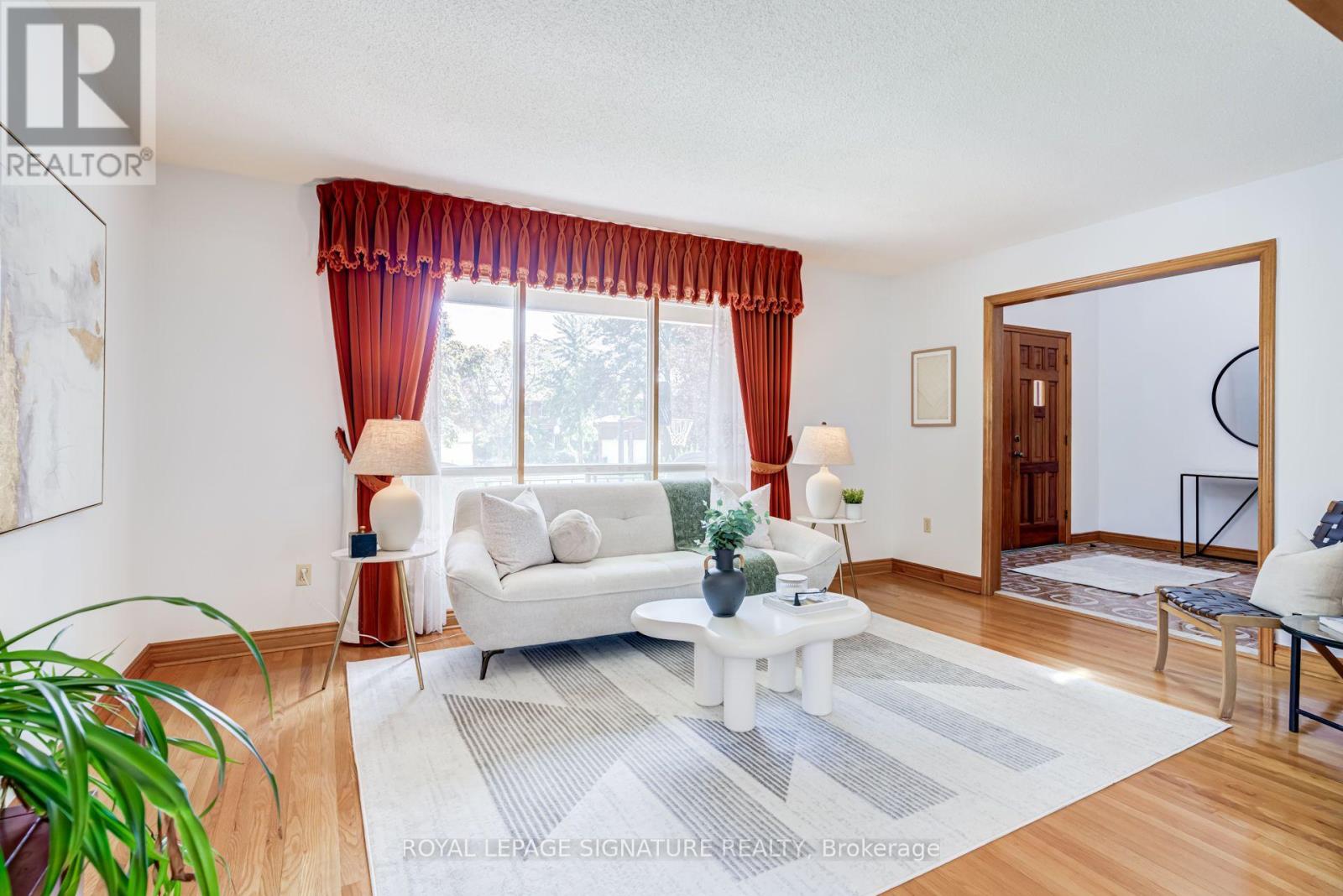 18 Parravano Court Property Photo 4