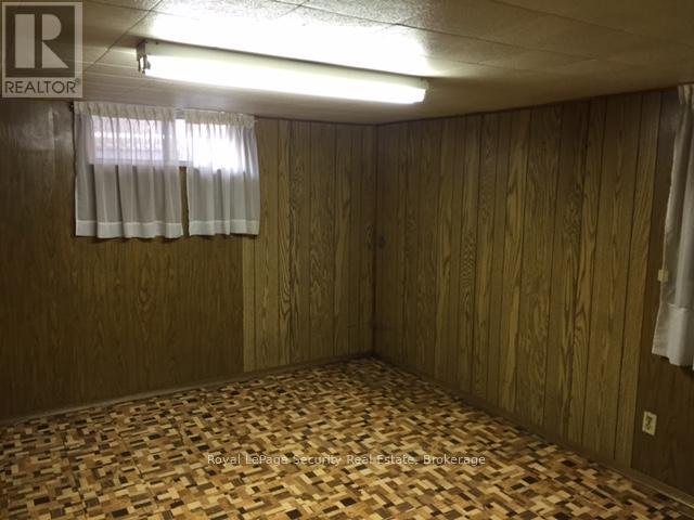 464 Euclid Avenue Property Photo 7