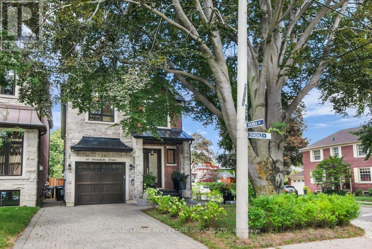 40 Divadale Drive Property Photo 1