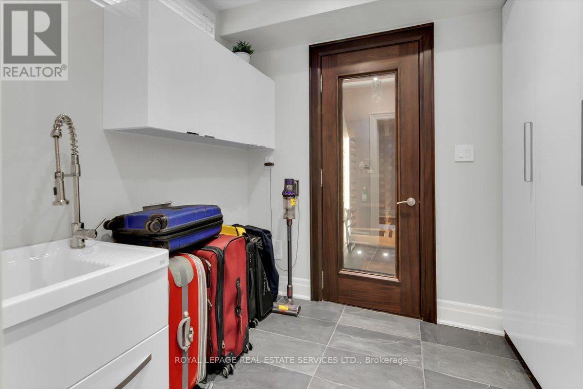 40 Divadale Drive Property Photo 37