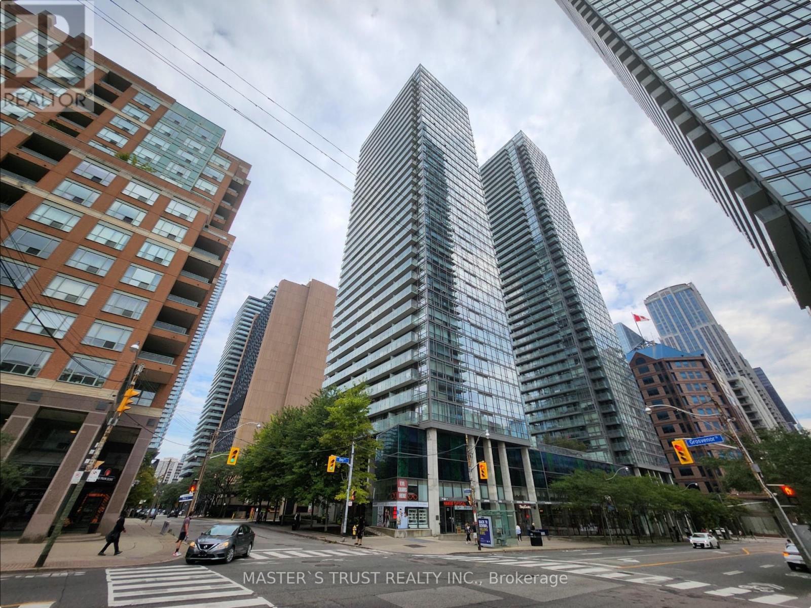 410 - 37 GROSVENOR STREET Property Photo 1