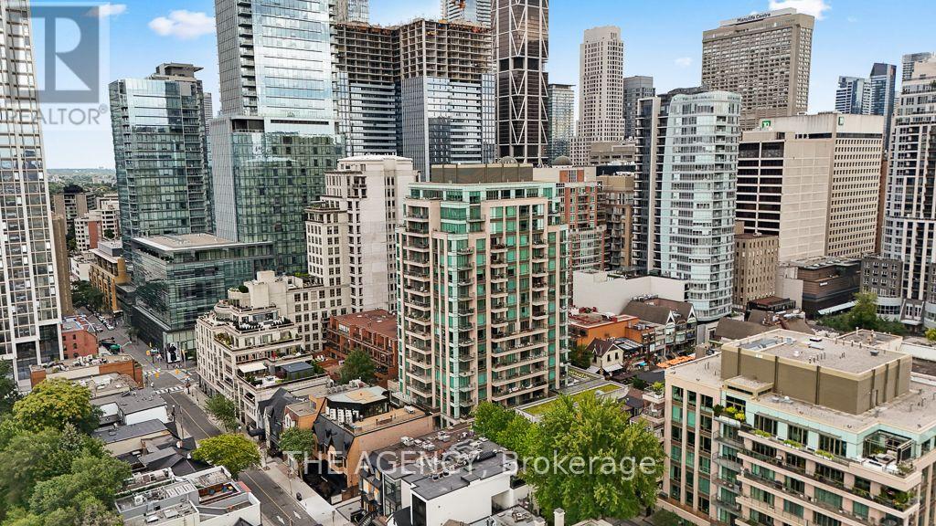 902 - 80 YORKVILLE AVENUE Property Photo 1