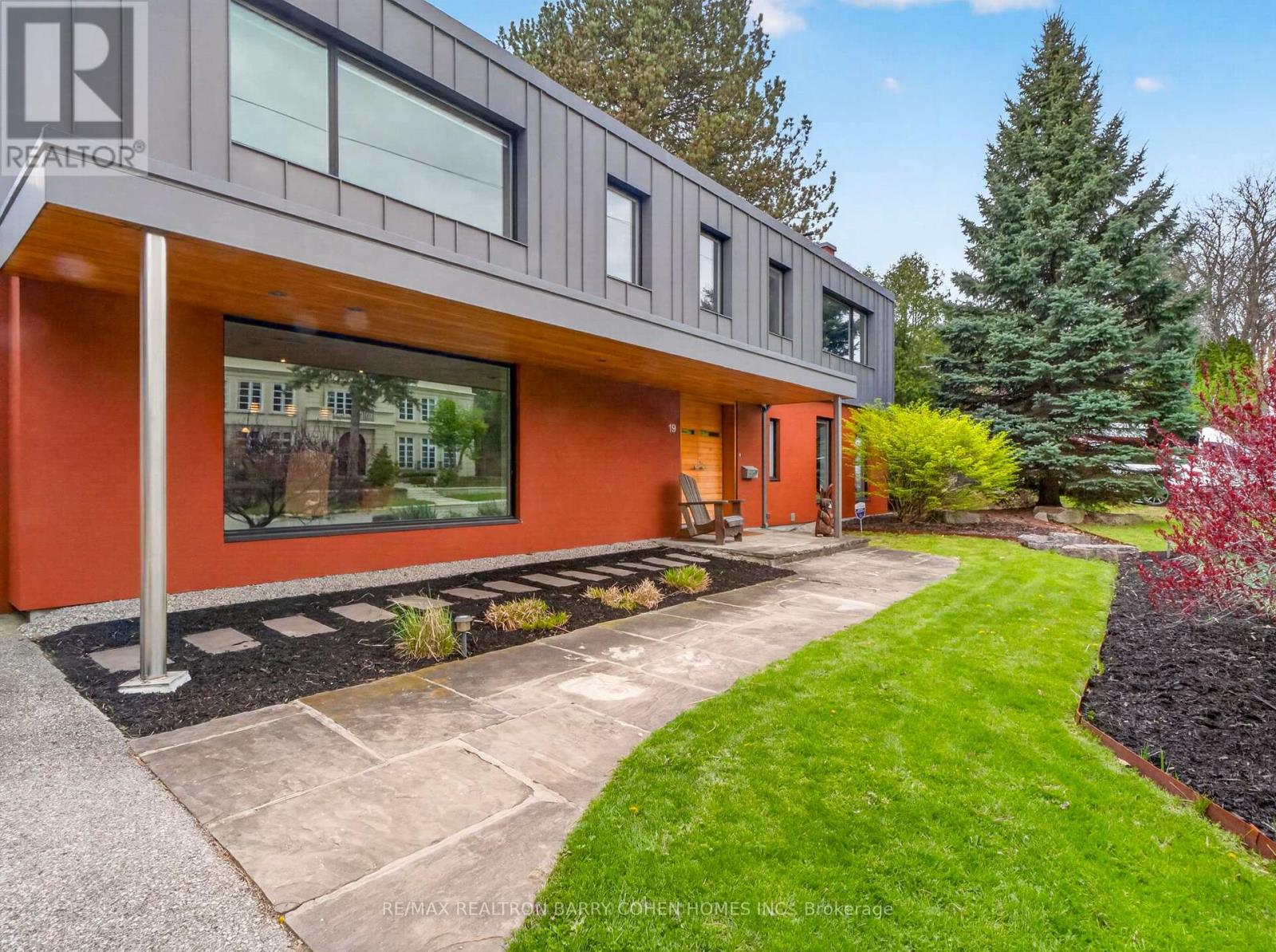 19 Saintfield Avenue Property Photo 3