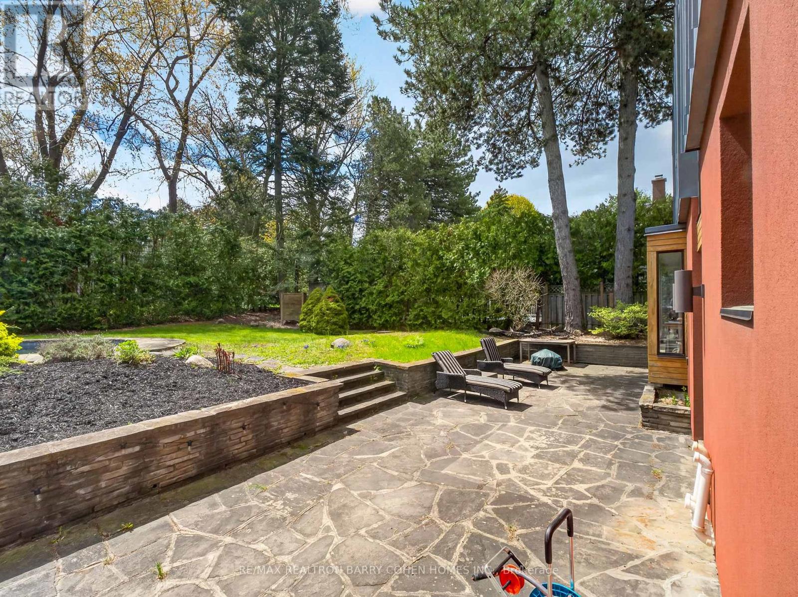 19 Saintfield Avenue Property Photo 31