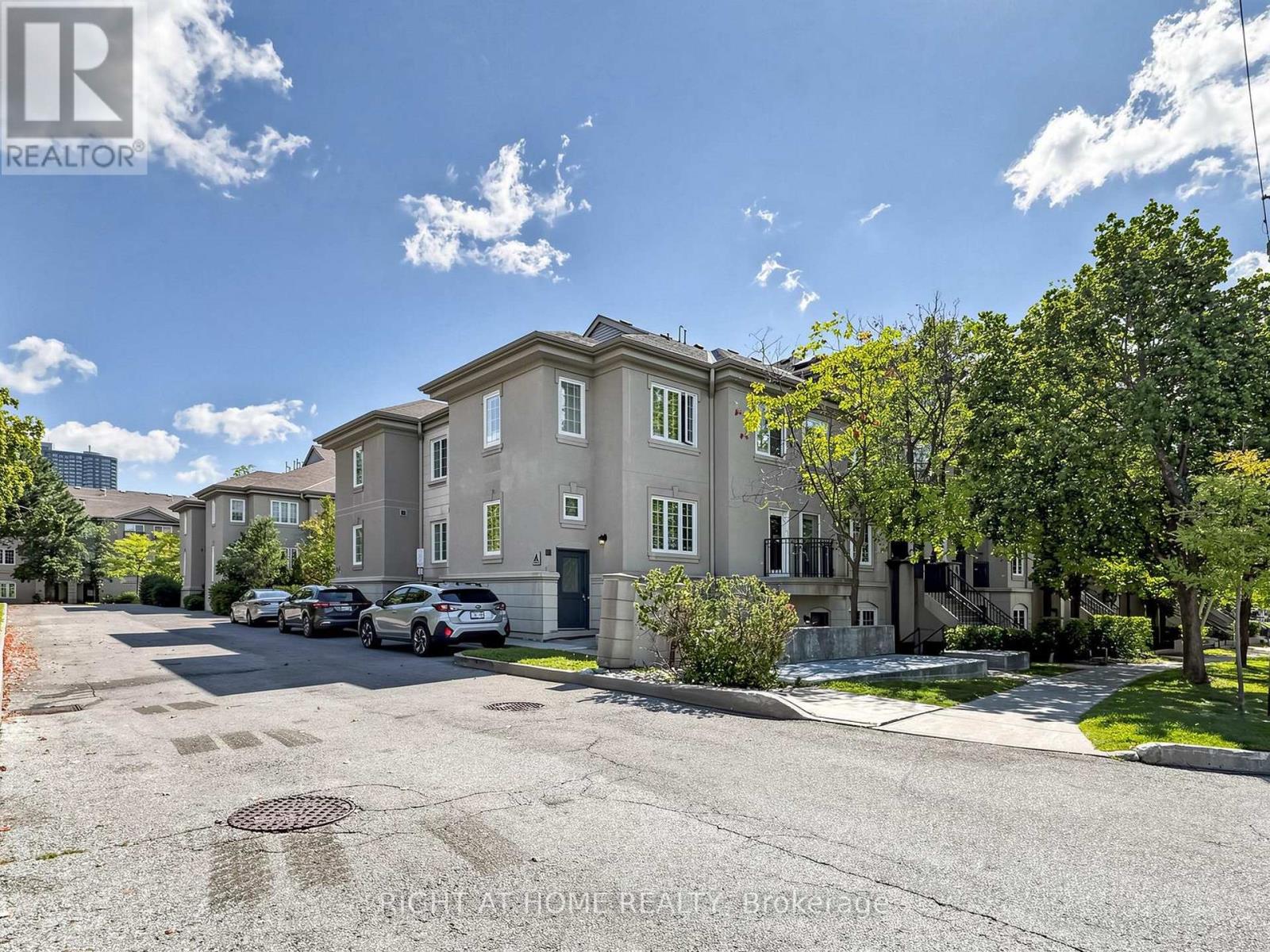A50 - 108 Finch Avenue W Property Photo 45