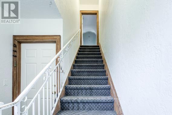 Second Fl. - 11 Highbourne Road Property Photo 5