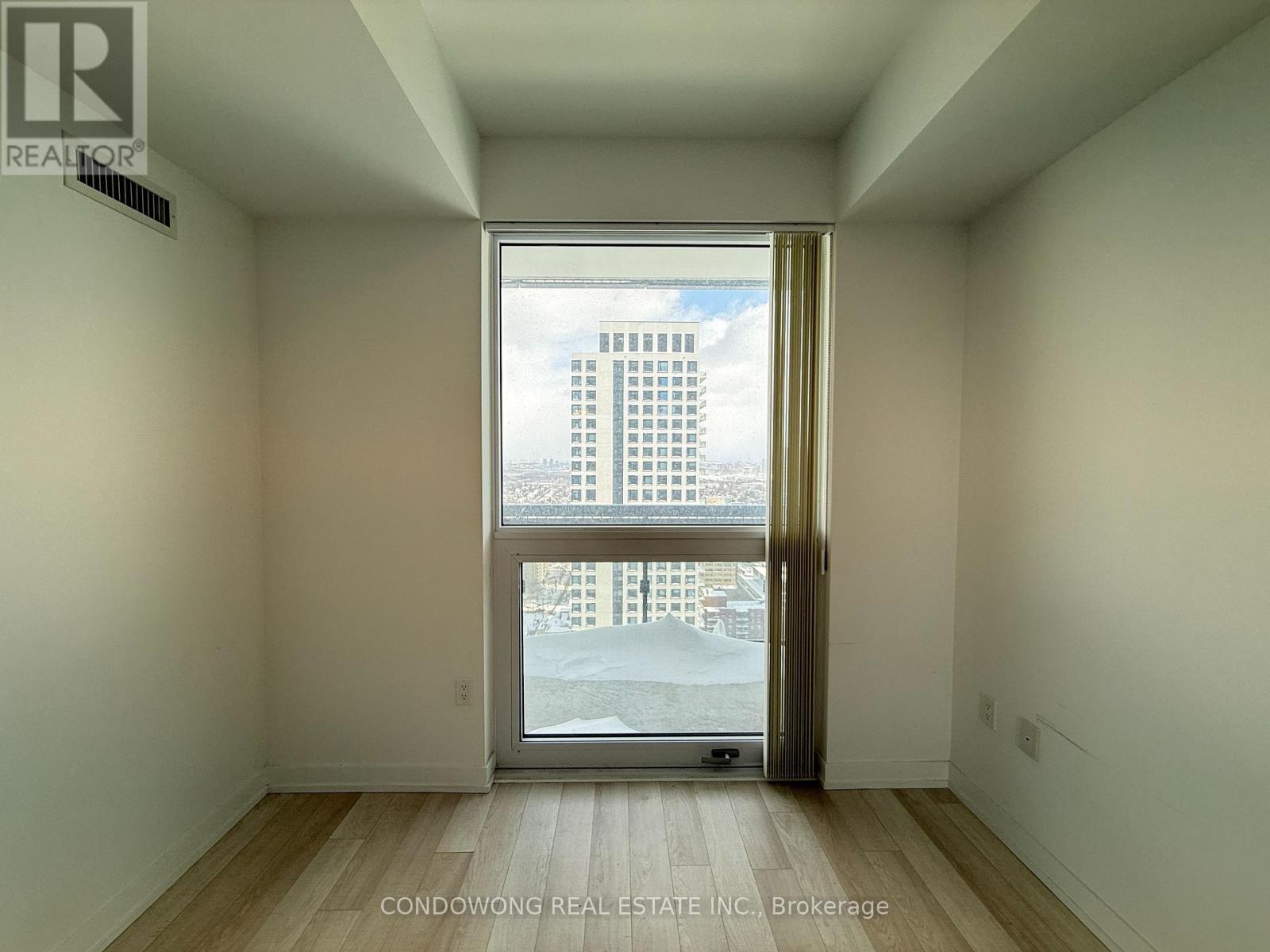 2901 - 39 Roehampton Avenue Property Photo 6