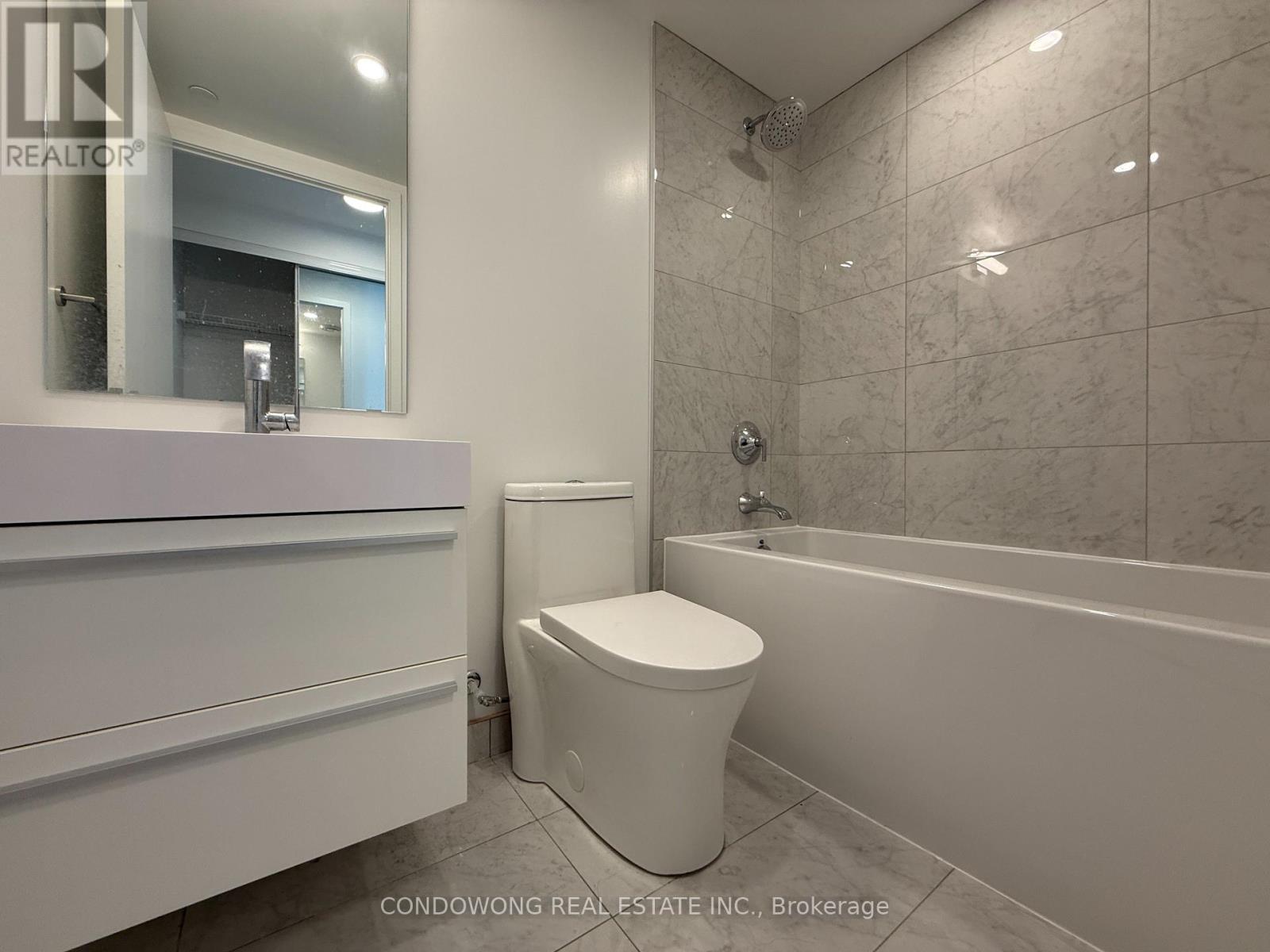 2901 - 39 Roehampton Avenue Property Photo 9