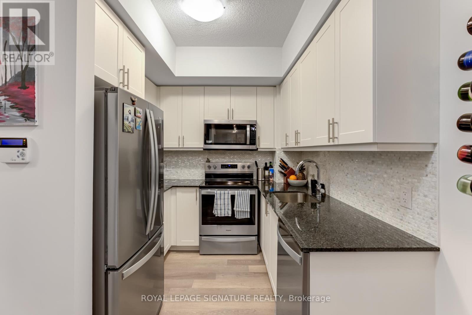 507 - 1603 Eglinton Avenue W Property Photo 9