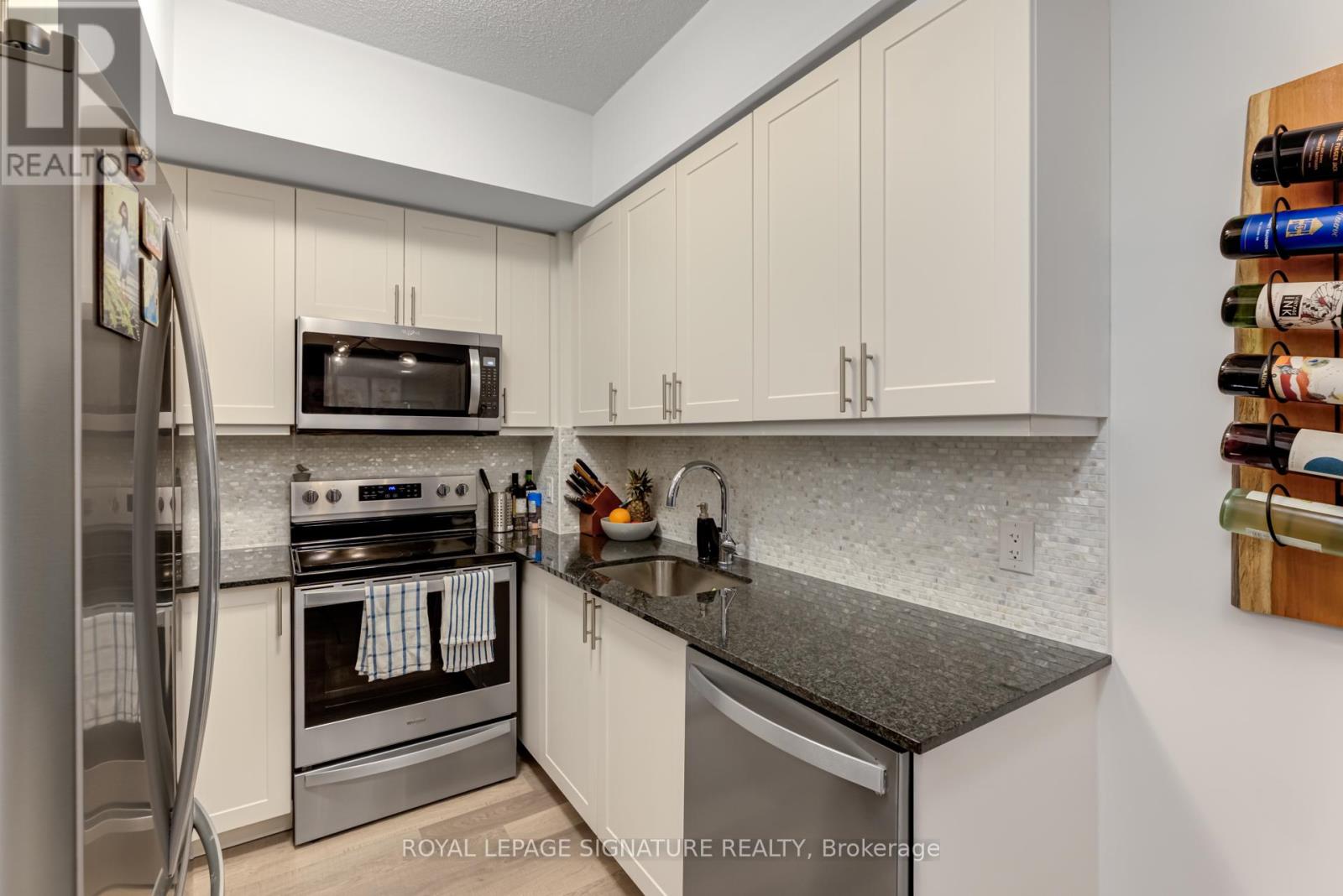 507 - 1603 Eglinton Avenue W Property Photo 10