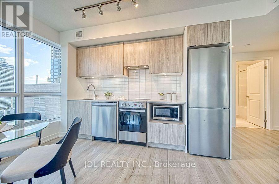 1608 - 395 Bloor Street E Property Photo 17