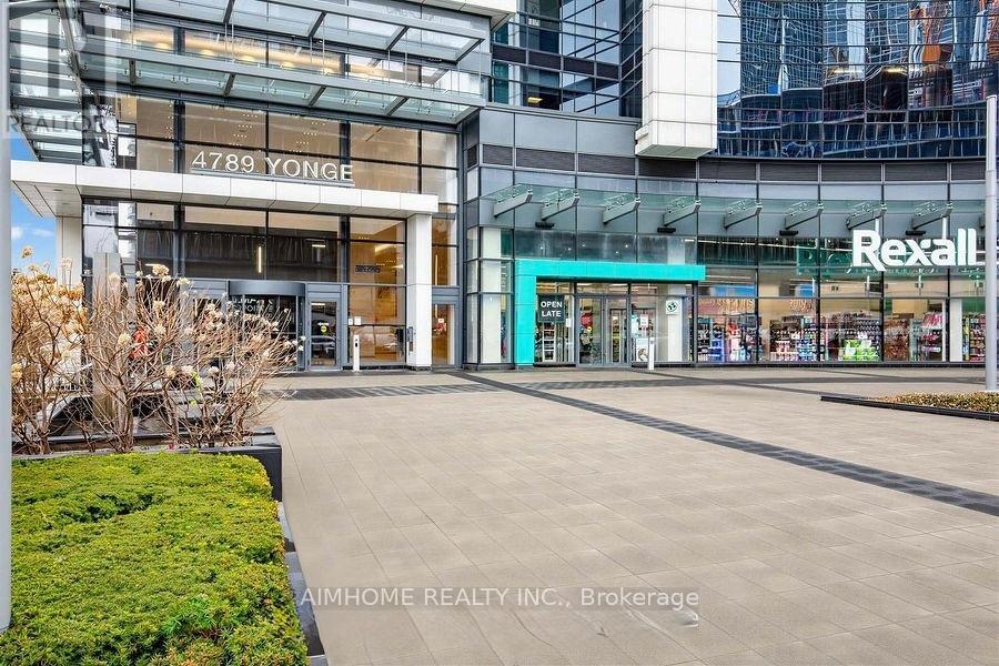 306 - 4789 Yonge Street Property Photo 2