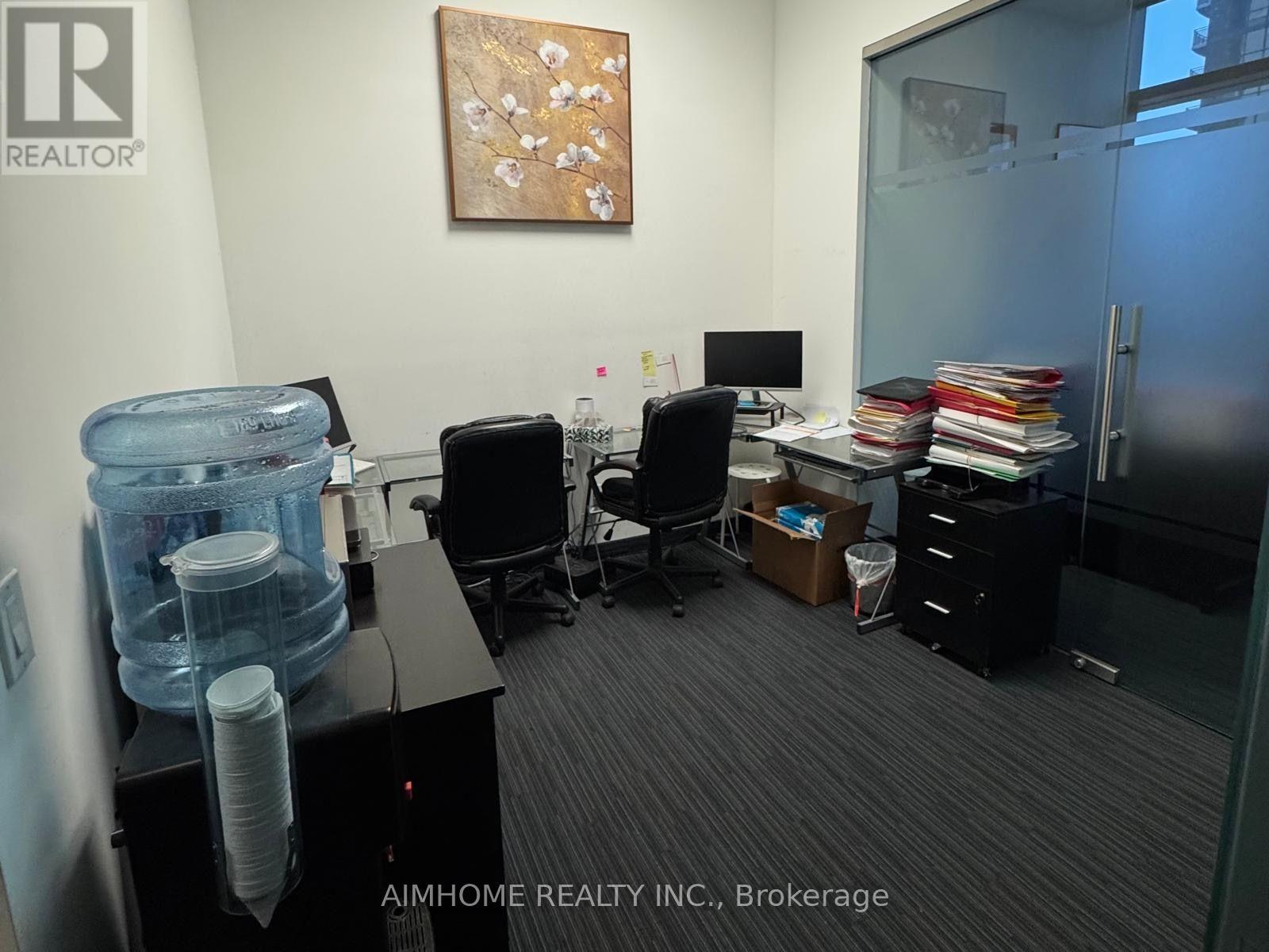 306 - 4789 Yonge Street Property Photo 8
