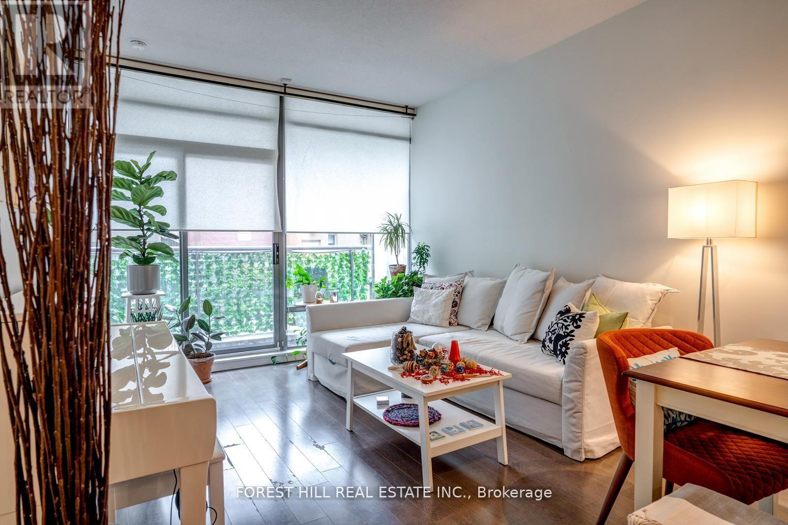 103 - 21 Scollard Street Property Photo 11