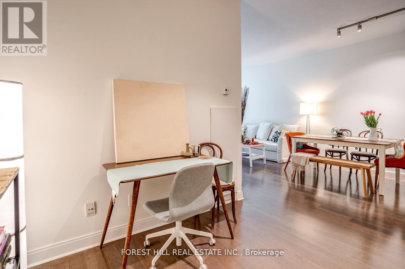 103 - 21 Scollard Street Property Photo 15
