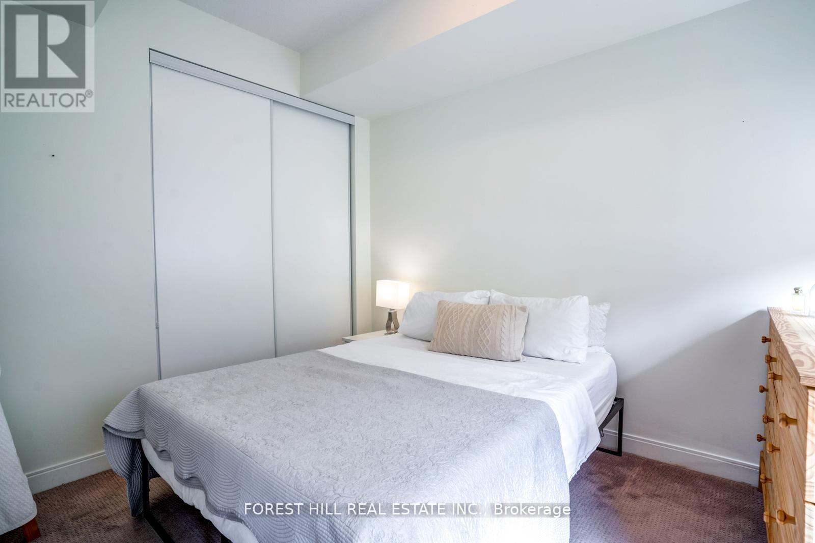 103 - 21 Scollard Street Property Photo 17